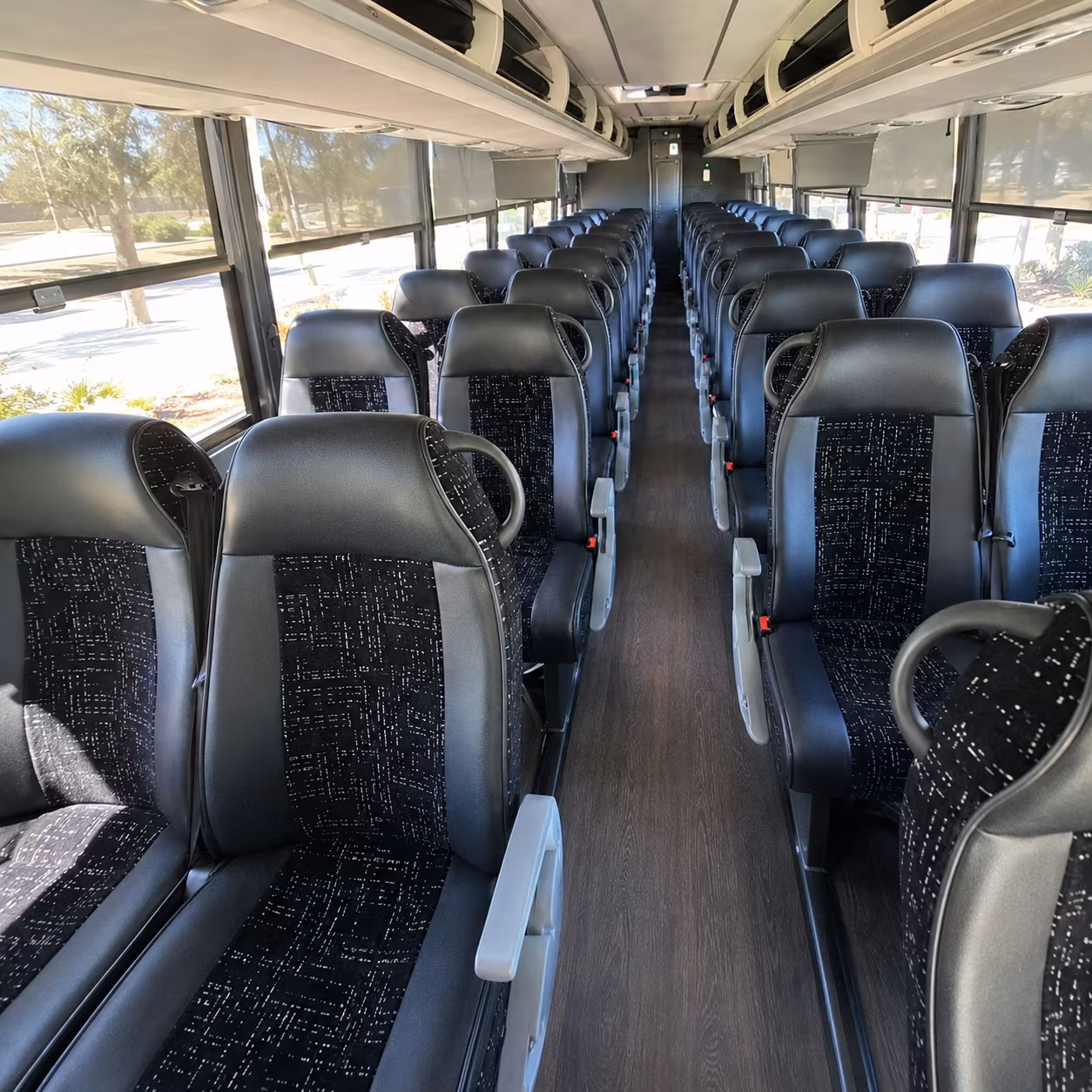 dfw international airport charter bus shuttles from denton